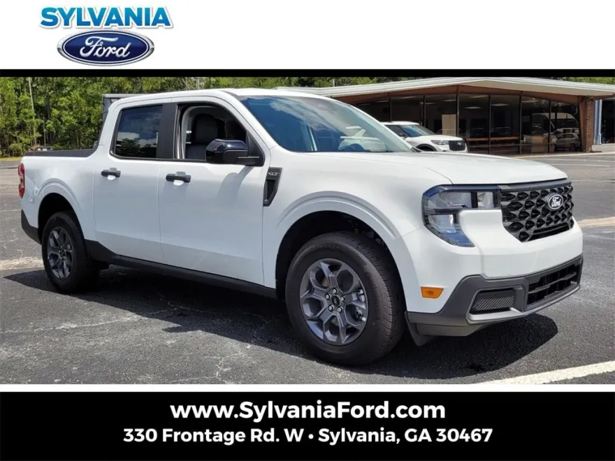 2025 Ford Maverick XLT photo 1