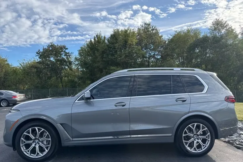 2023 Bmw X7 xDrive40i photo 1