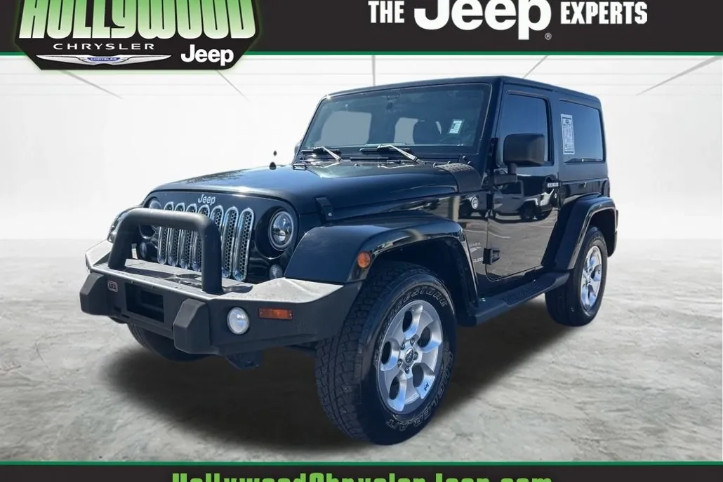 2015 Jeep Wrangler Sahara photo 1
