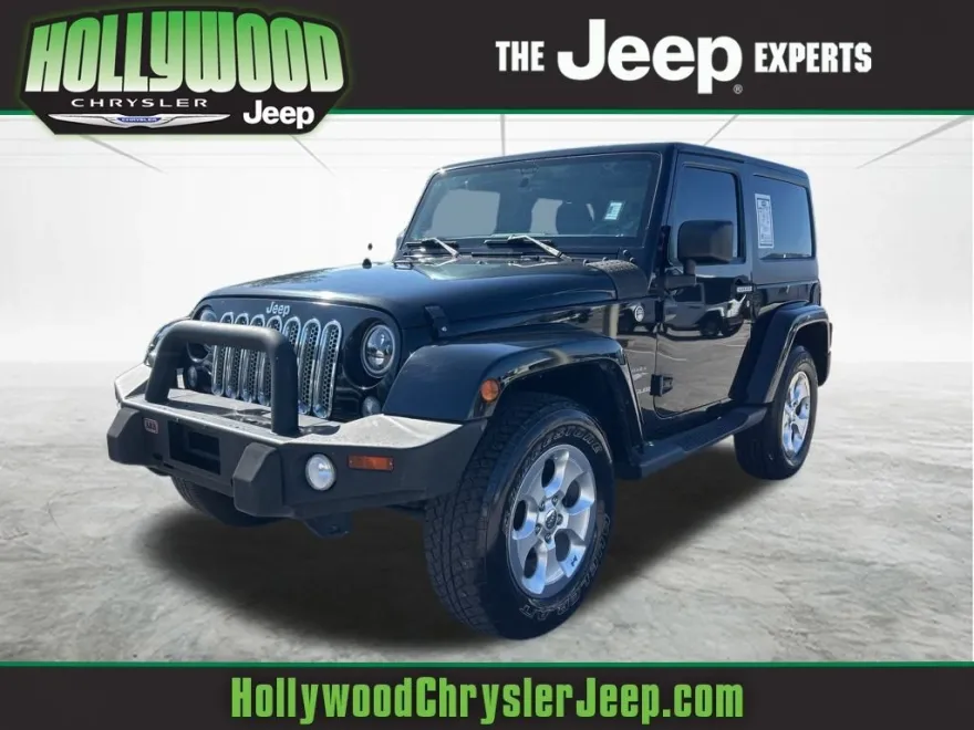 2015 Jeep Wrangler Sahara photo 1