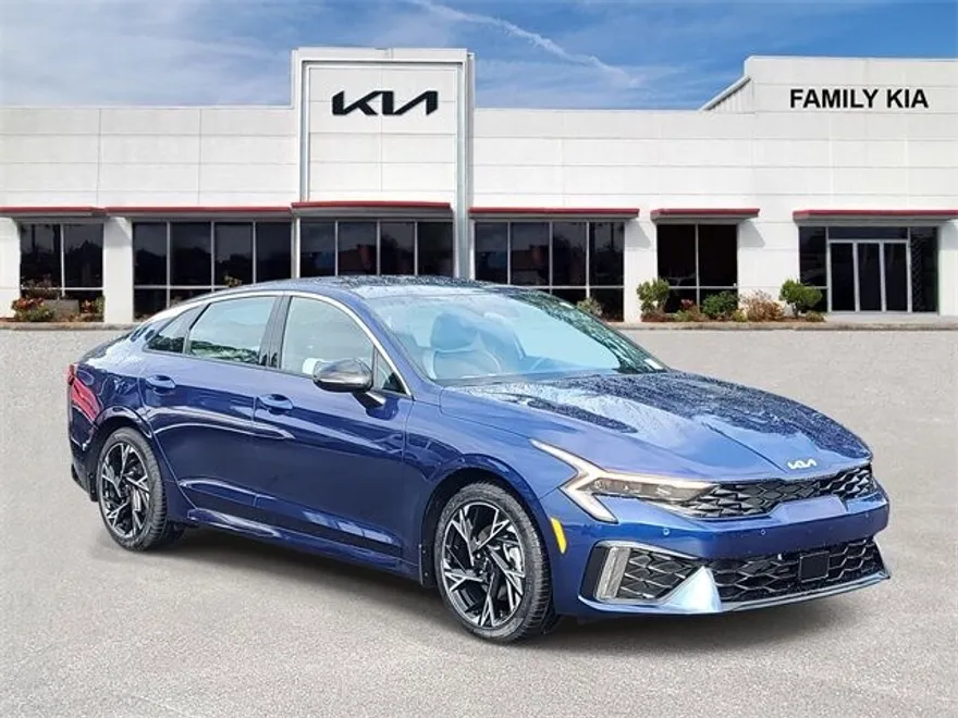 2026 Kia K5 GT-Line photo 1