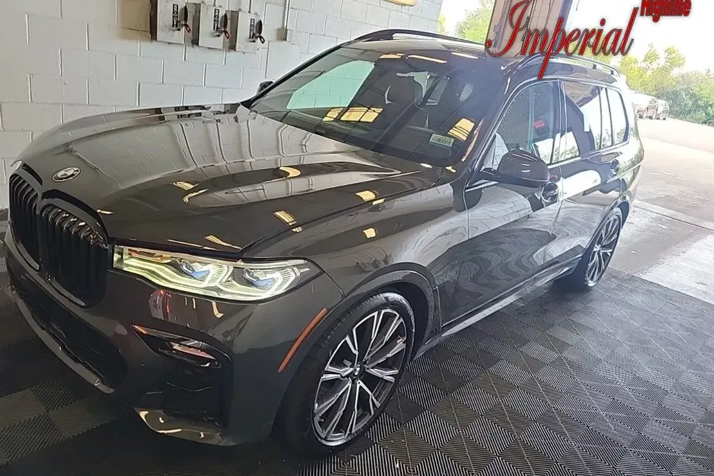 2021 Bmw X7 M50i photo 1