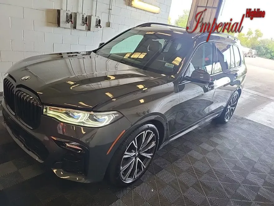 2021 Bmw X7 M50i photo 1
