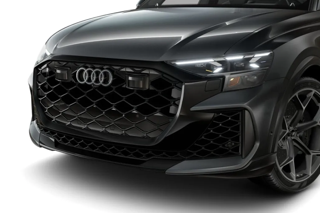 2025 Audi RS Q8 photo 1