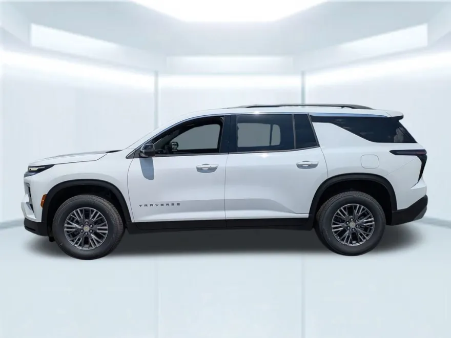 2025 Chevrolet Traverse photo 1