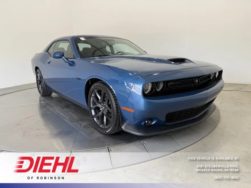 2023 Dodge Challenger R/T Plus photo 1