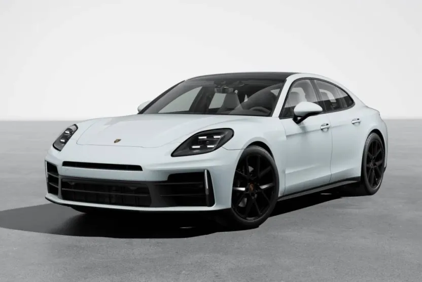 2026 Porsche Panamera 4 photo 1