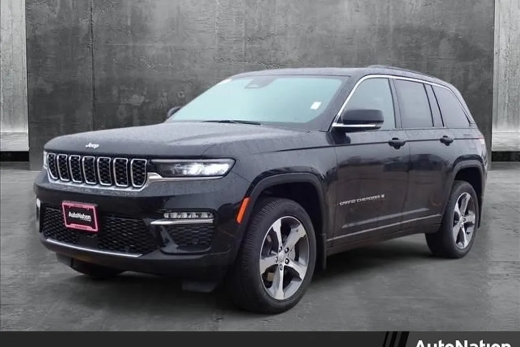 2025 Jeep Grand Cherokee Limited photo 1