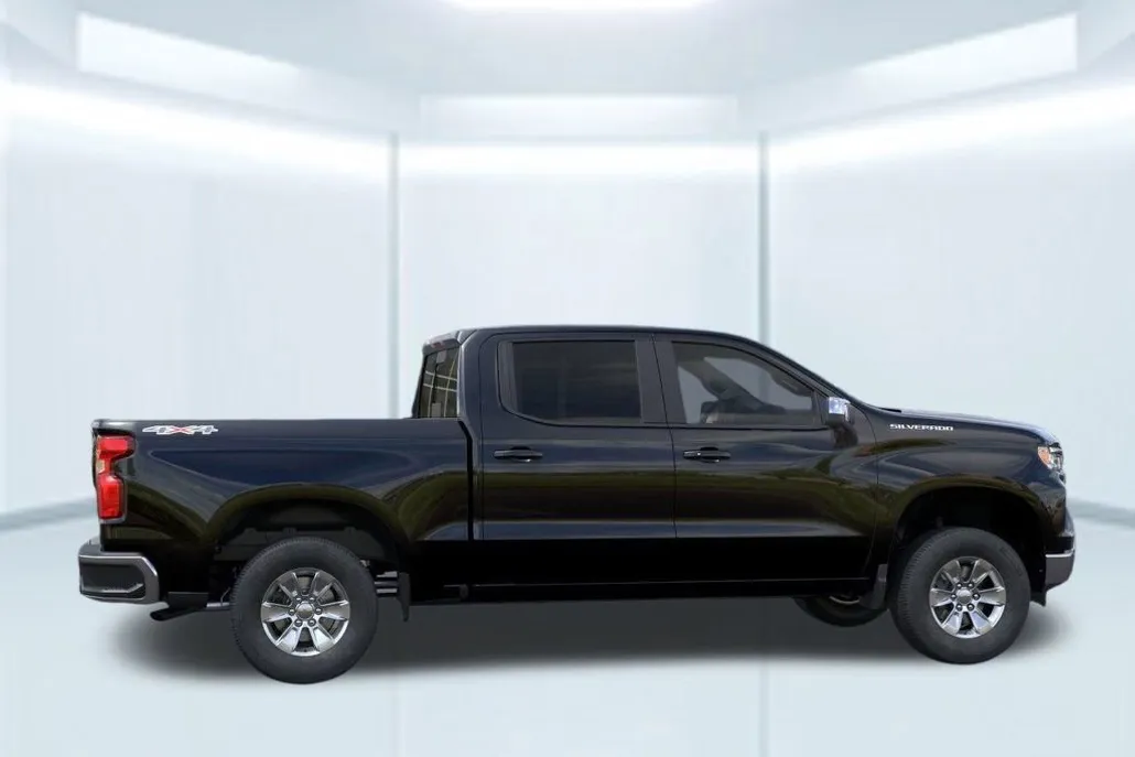 2025 Chevrolet Silverado 1500 LT photo 1
