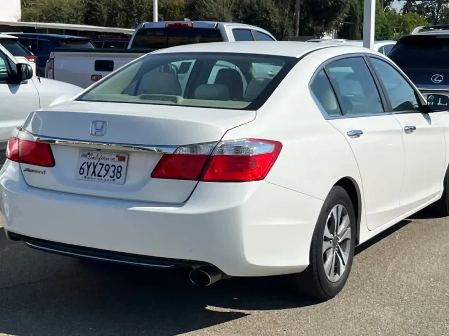 2013 Honda Accord LX photo 1
