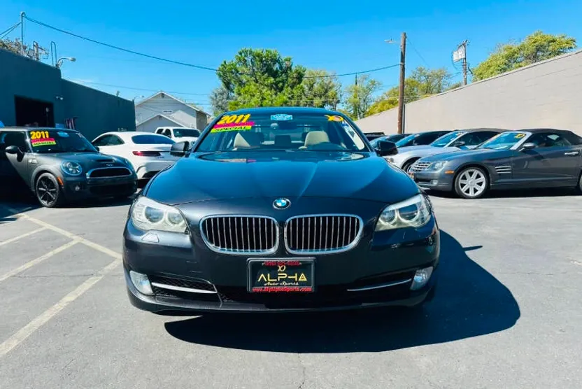 2011 Bmw 535i 5-Series photo 1