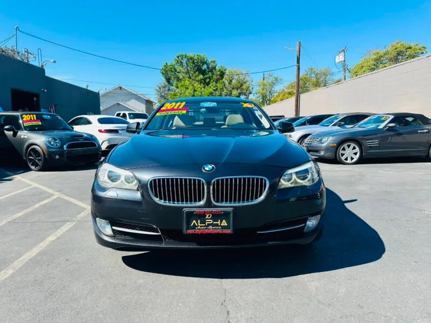 2011 Bmw 535i 5-Series photo 1
