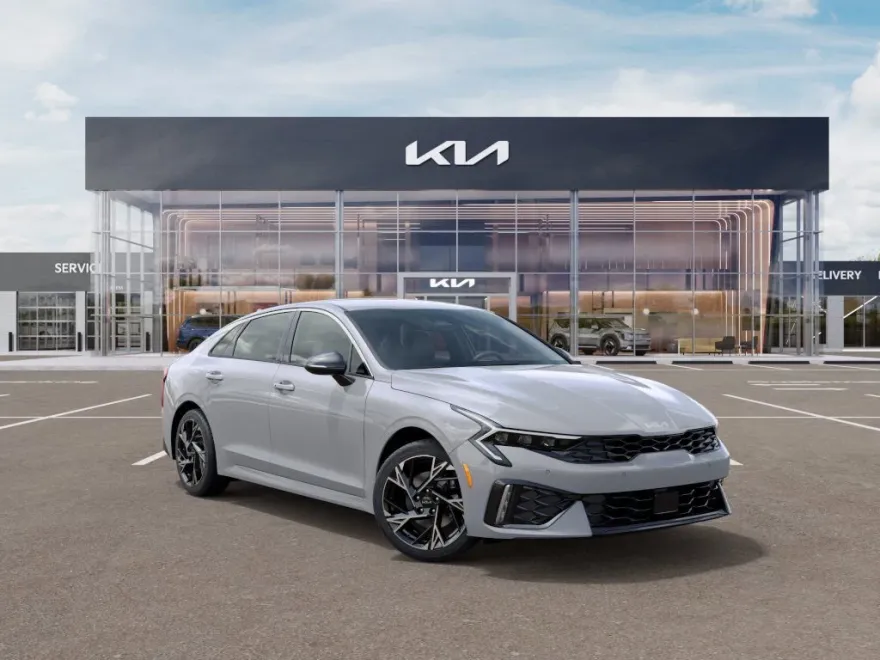 2025 Kia K5 GT-Line photo 1