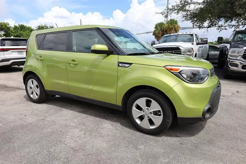 2016 Kia Soul Base photo 1