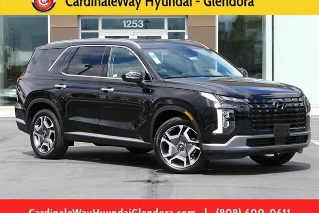 2025 Hyundai Palisade SEL photo 1