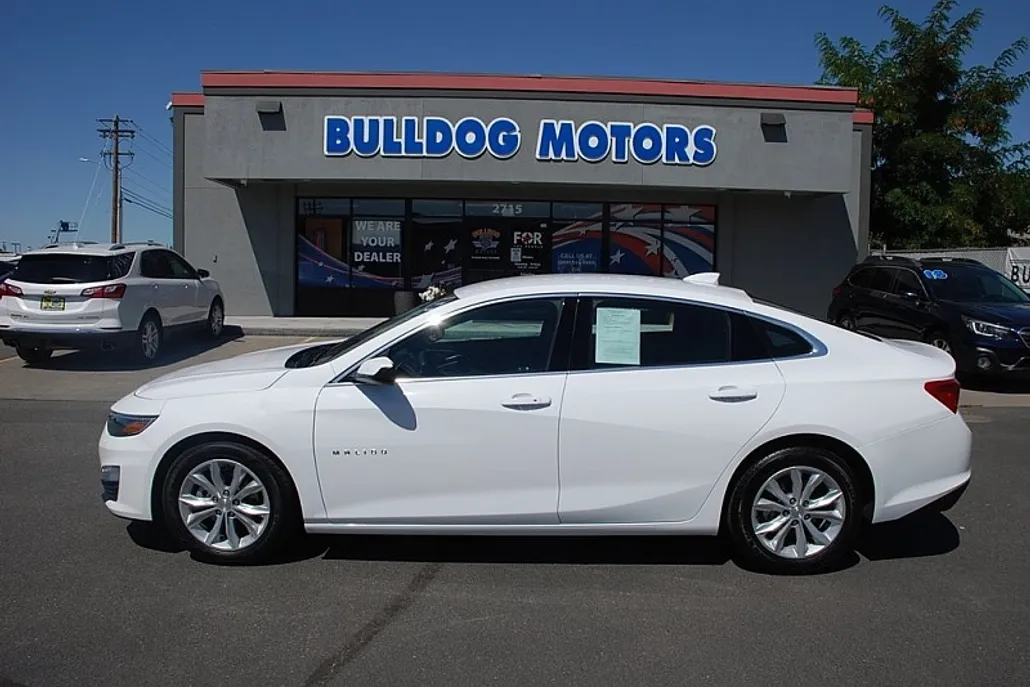 2024 Chevrolet Malibu 1LT photo 1