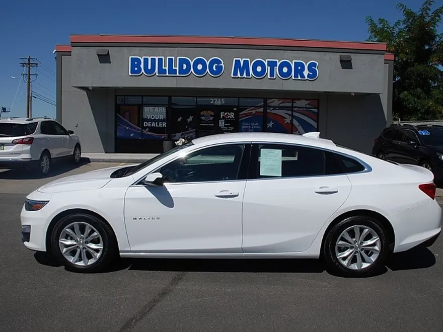 2024 Chevrolet Malibu 1LT photo 1