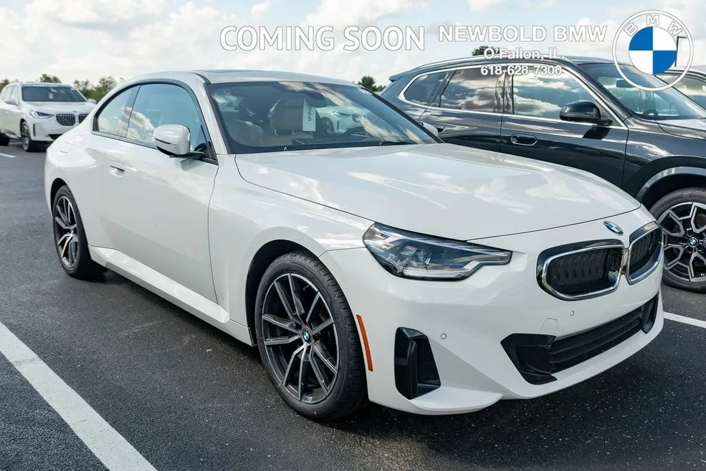 2024 Bmw 230i xDrive photo 1
