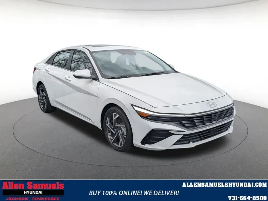 2025 Hyundai Elantra SEL Convenience photo 1