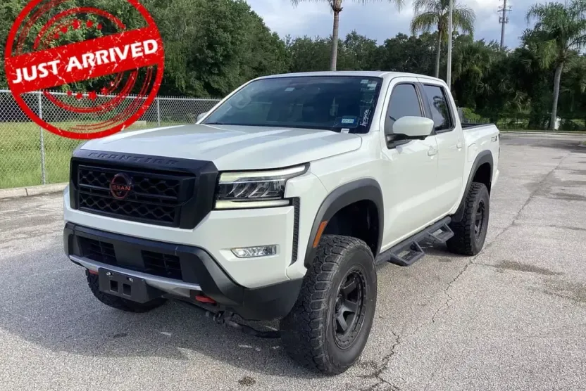 2023 Nissan Frontier PRO-X photo 1