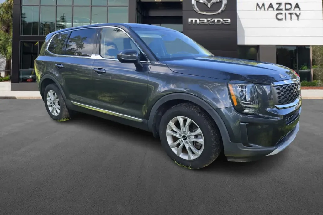 2021 Kia Telluride LX photo 1