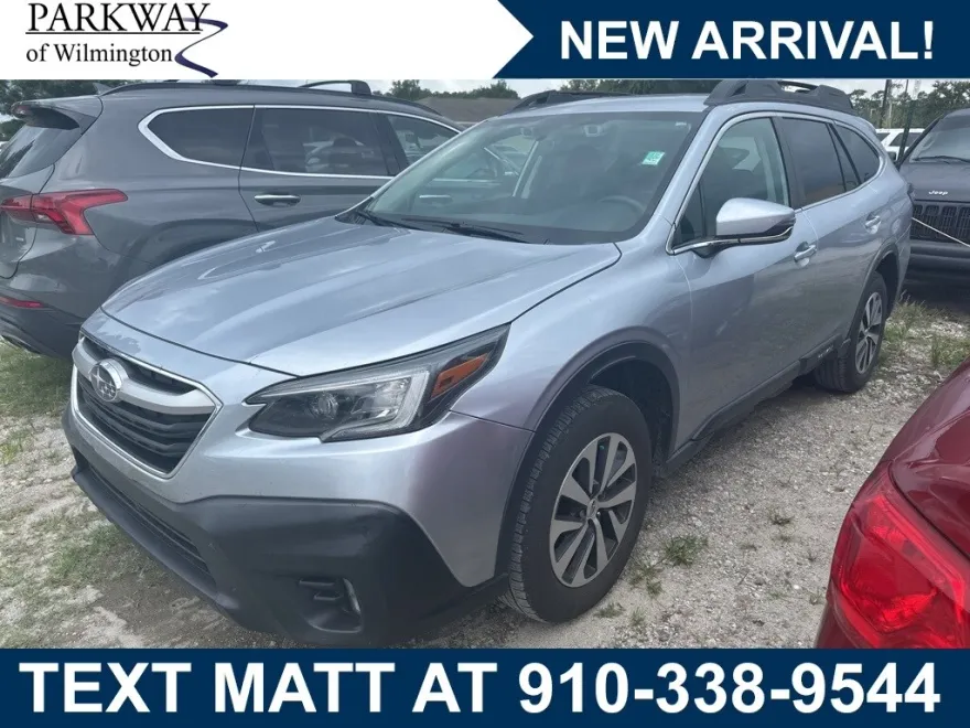 2022 Subaru Outback Premium photo 1