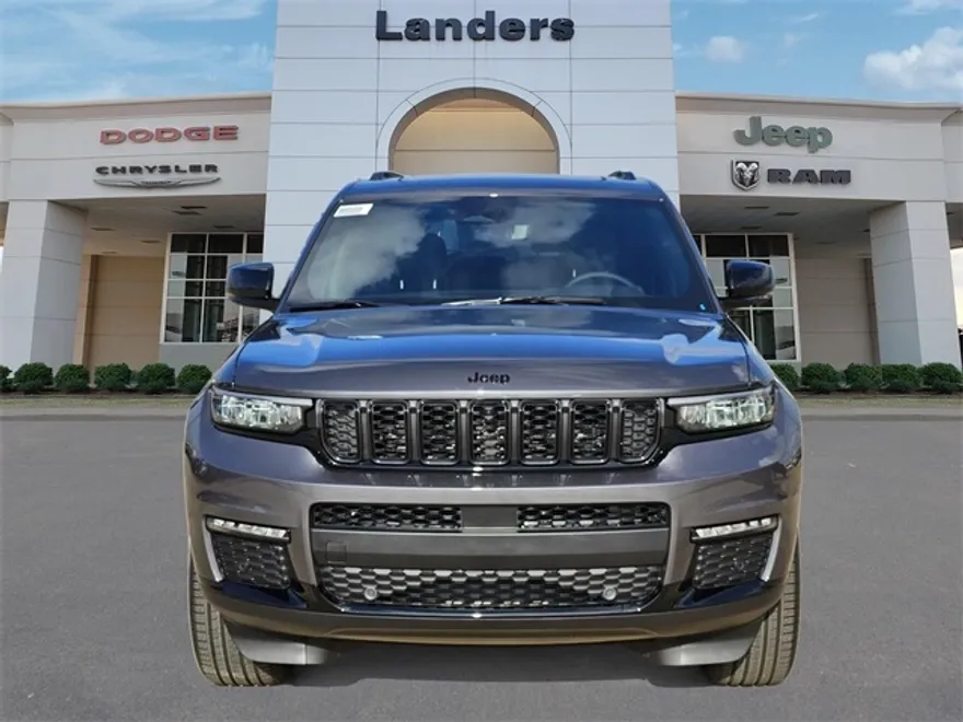 2025 Jeep Grand Cherokee Limited photo 1