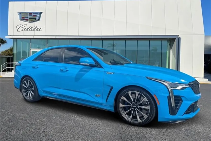 2022 Cadillac CT4 photo 1