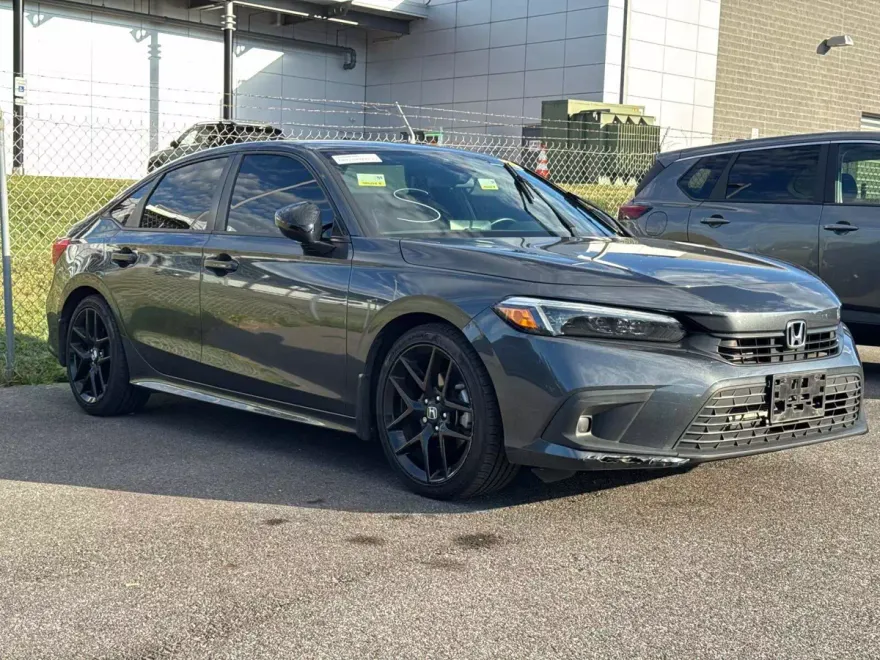 2024 Honda Civic Sport photo 1