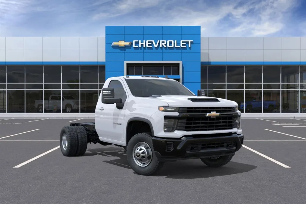 2025 Chevrolet Silverado 3500HD Work Truck photo 1