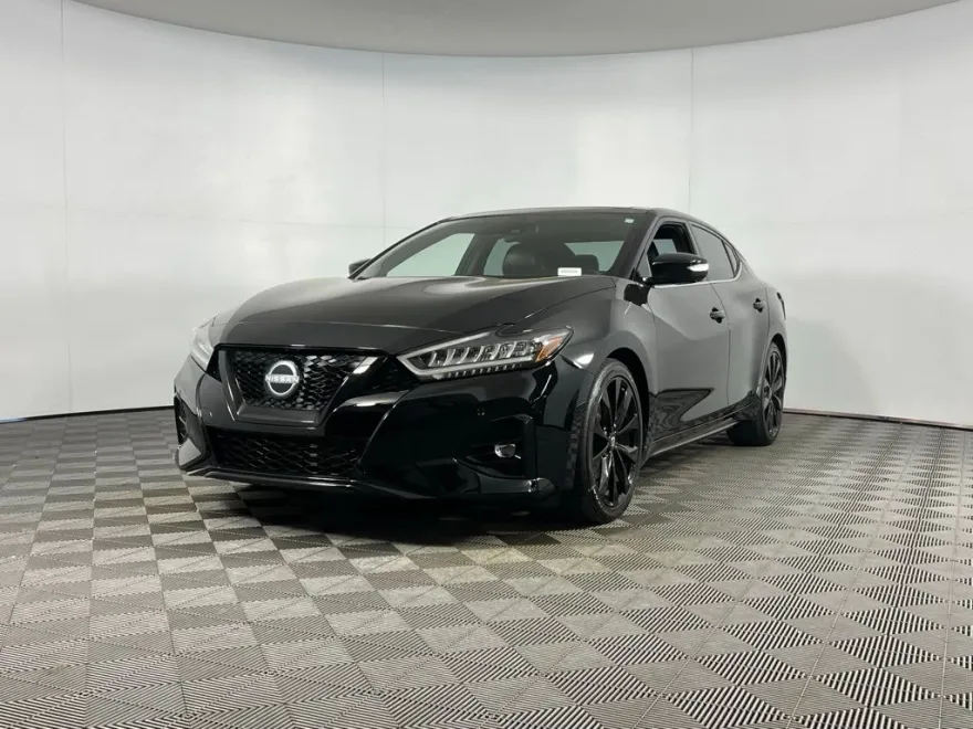 2023 Nissan Maxima SR photo 1