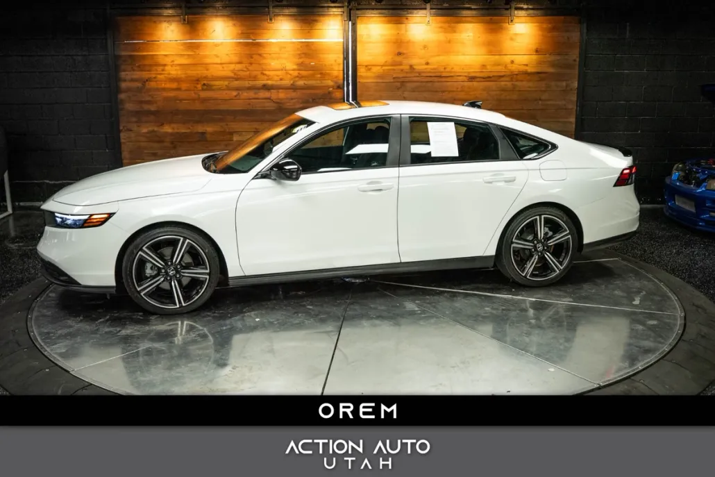 2024 Honda Accord Hybrid photo 1