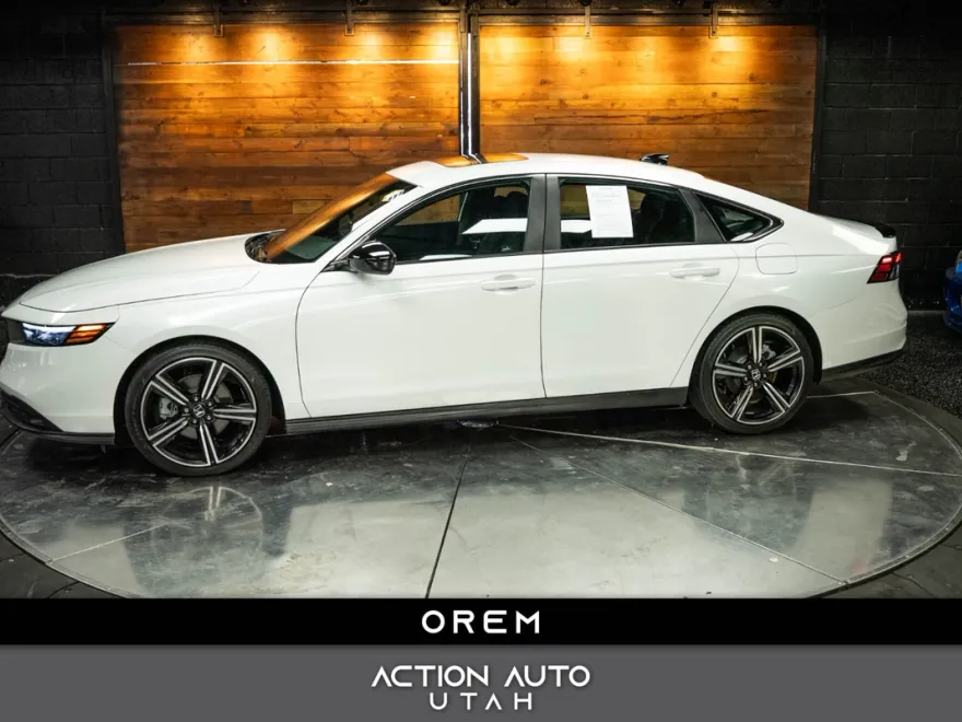 2024 Honda Accord Hybrid photo 1