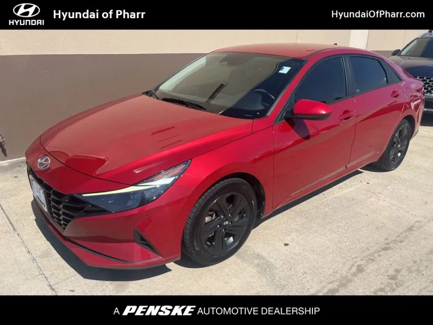 2022 Hyundai Elantra SEL Convenience photo 1