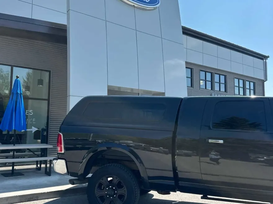 2016 Ram 2500 Laramie photo 1