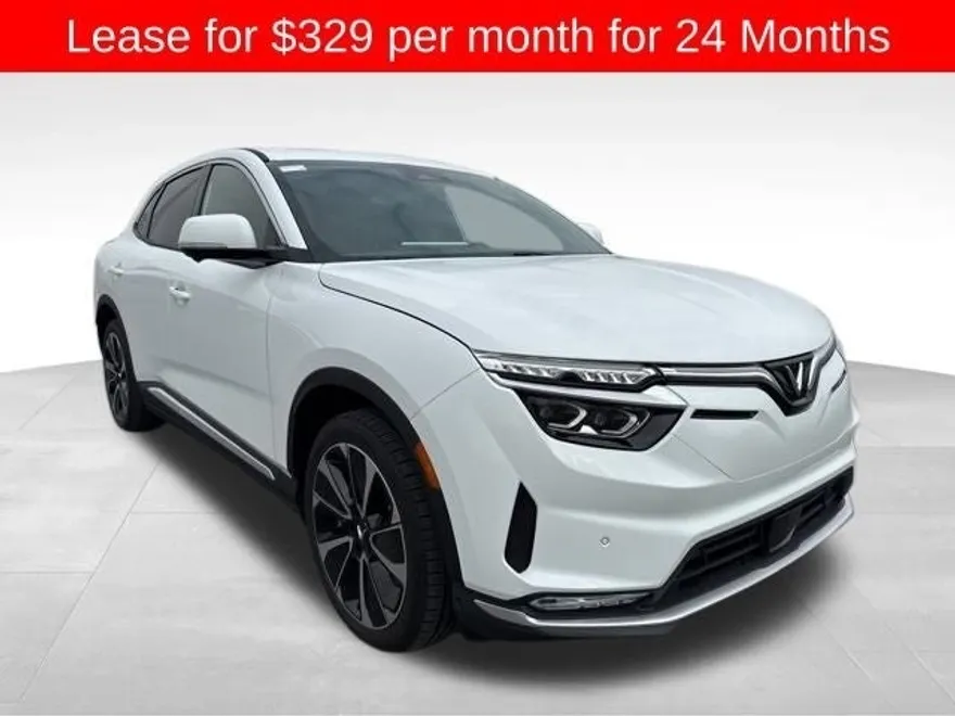 2025 Vinfast VF 8 8 photo 1
