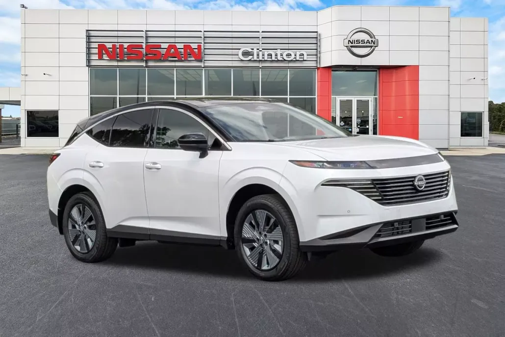 2025 Nissan Murano SL photo 1