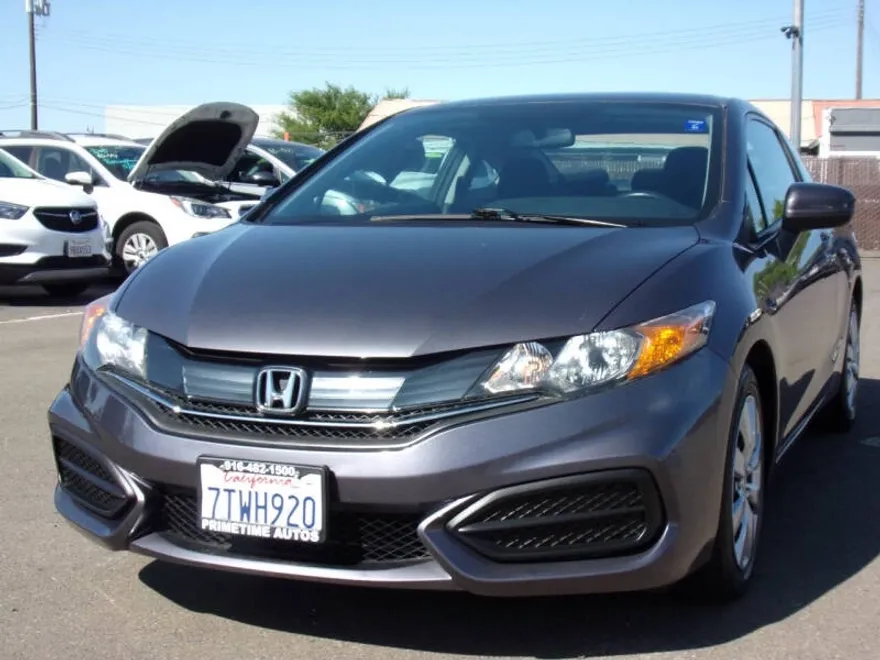 2015 Honda Civic LX photo 1