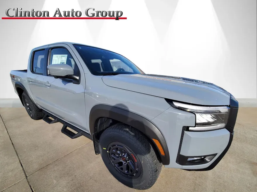 2025 Nissan Frontier PRO-4X photo 1
