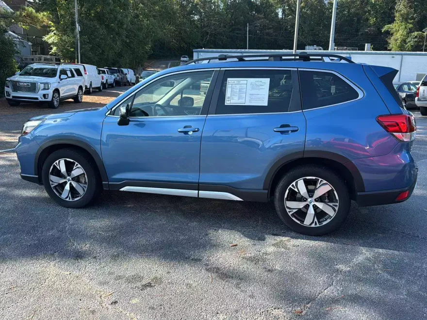 2020 Subaru Forester Touring photo 1