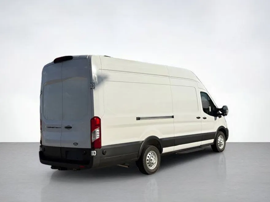 2026 Ford Transit photo 1