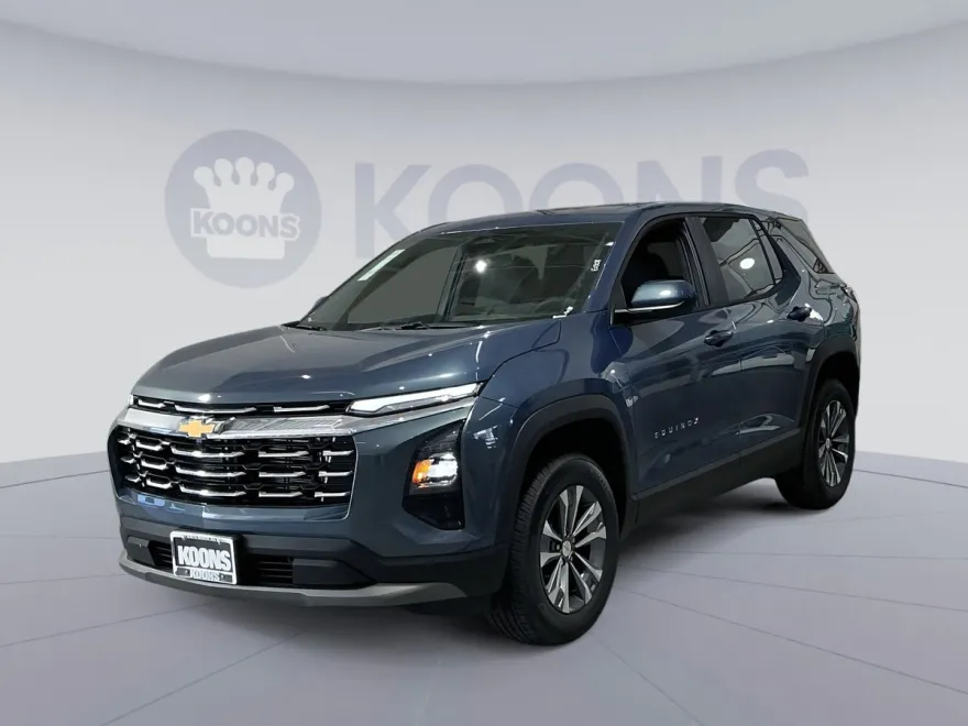2026 Chevrolet Equinox LT photo 1
