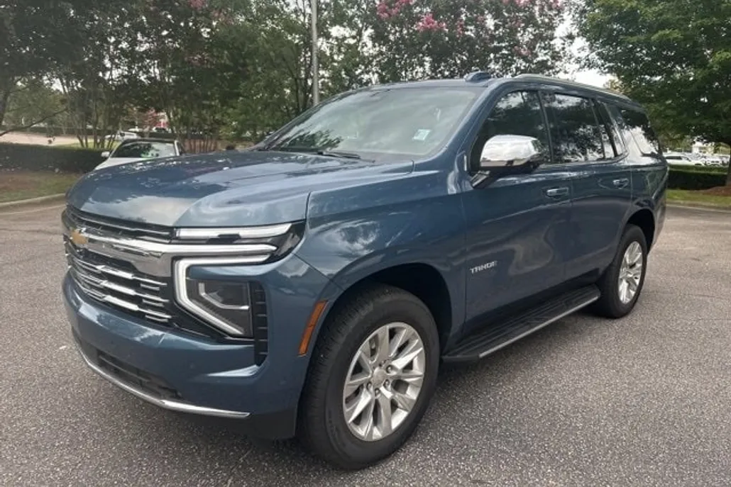2025 Chevrolet Tahoe Premier photo 1