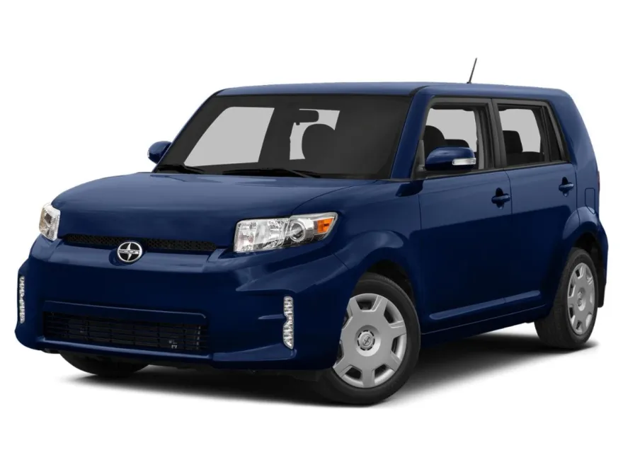 2015 Scion xB Base photo 1