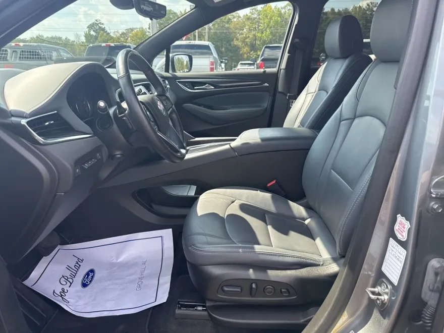 2024 Buick Enclave Premium photo 1