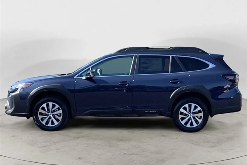 2025 Subaru Outback Premium photo 1