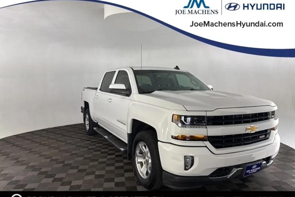 2018 Chevrolet Silverado 1500 LT photo 1