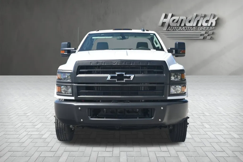2024 Chevrolet Silverado 5500HD Work Truck photo 1