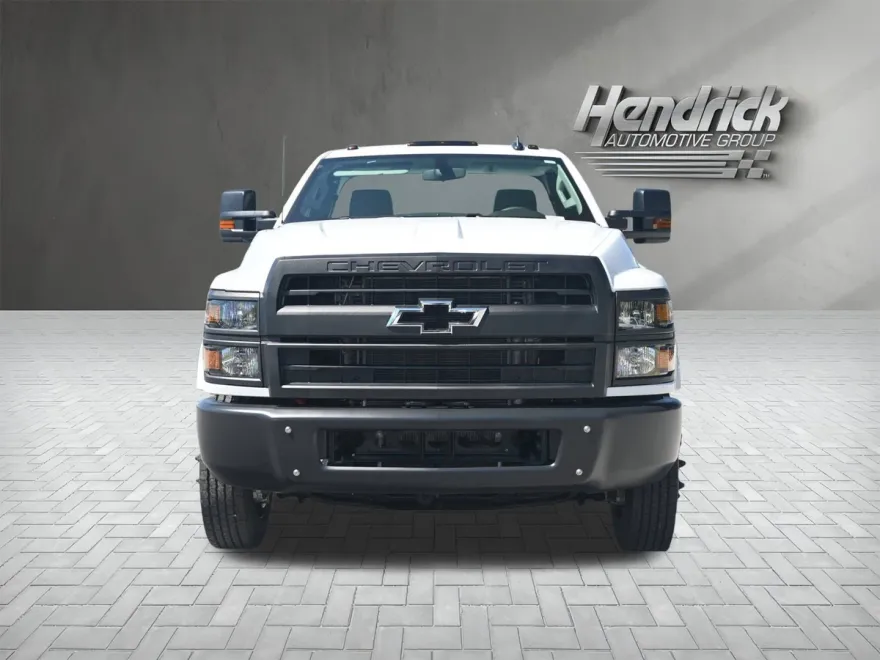 2024 Chevrolet Silverado 5500HD Work Truck photo 1