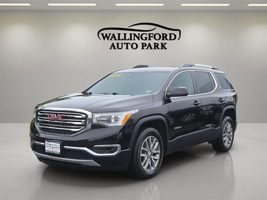 2017 Gmc Acadia SLE photo 1